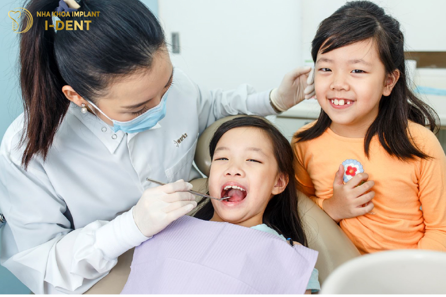 Độ tuổi thích hợp để bọc sứ cho trẻ em Độ tuổi thích hợp để bọc sứ cho trẻ em