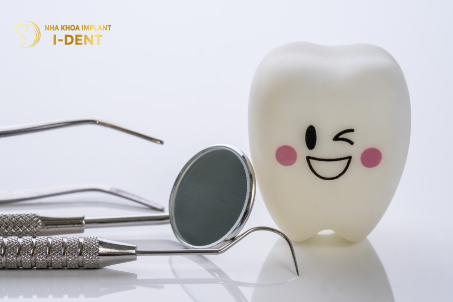 Khám định kỳ 2 lần mỗi năm để ngăn ngừa bệnh áp xe chân răng