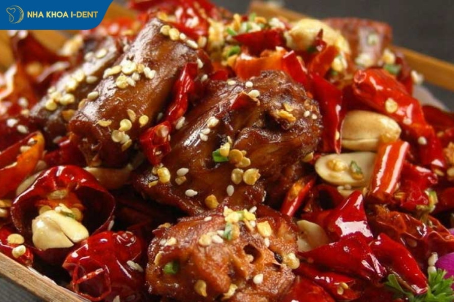 nhổ răng khôn nên kiêng ăn gì